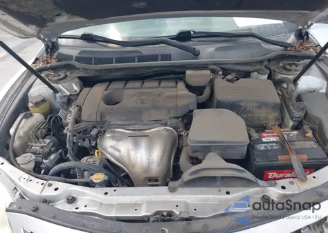 2011 Toyota Camry Le z USA, uszkodzony, nr VIN 4T1BF3EKXBU182848